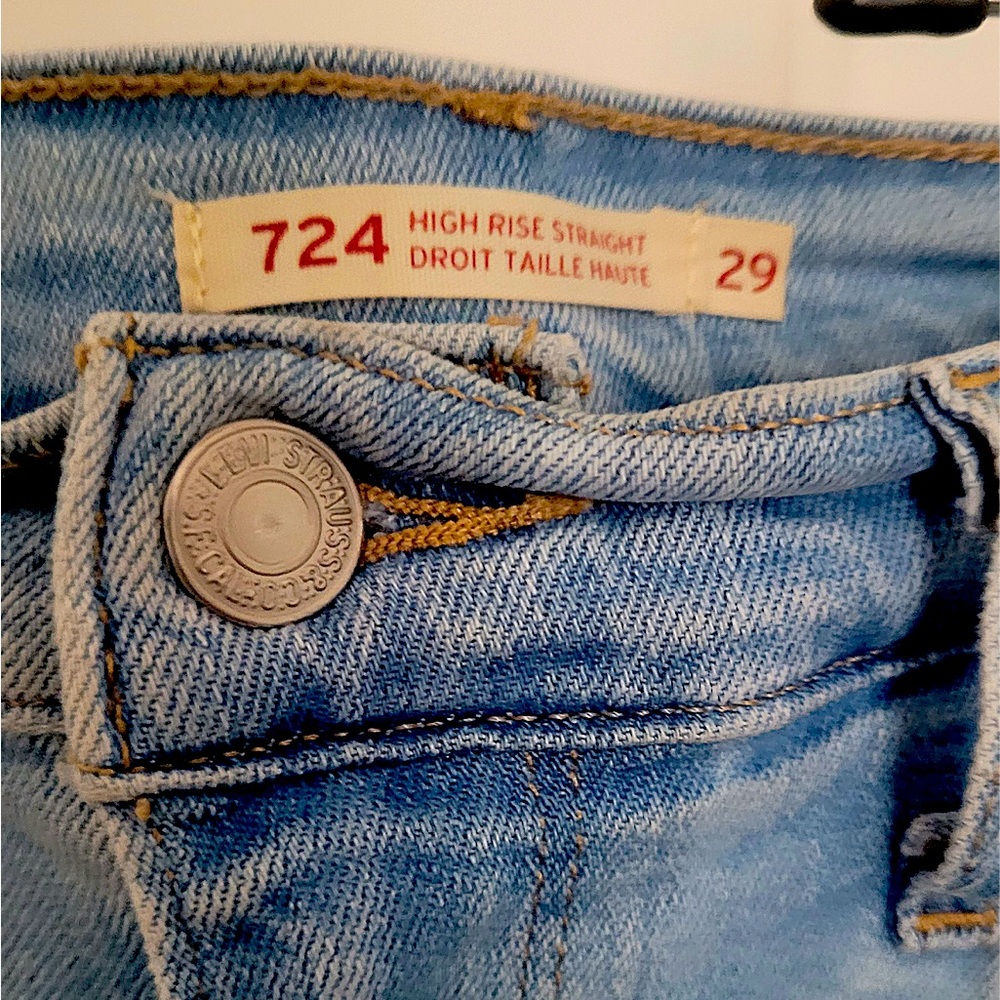 Levi’s jeans, boyfriend, size 29, high rise straight, cropped, frayed hem